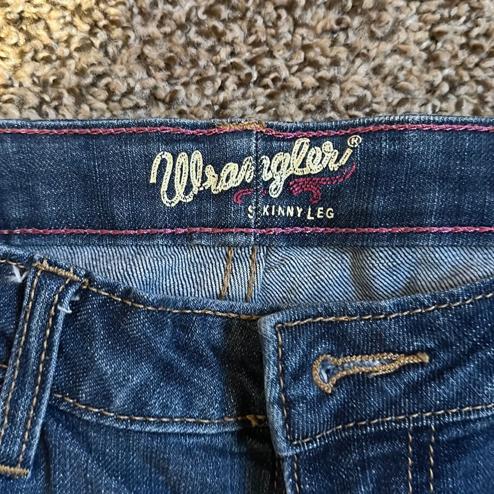 Wrangler Skinny Jeans, 3/33, medium blue, like new